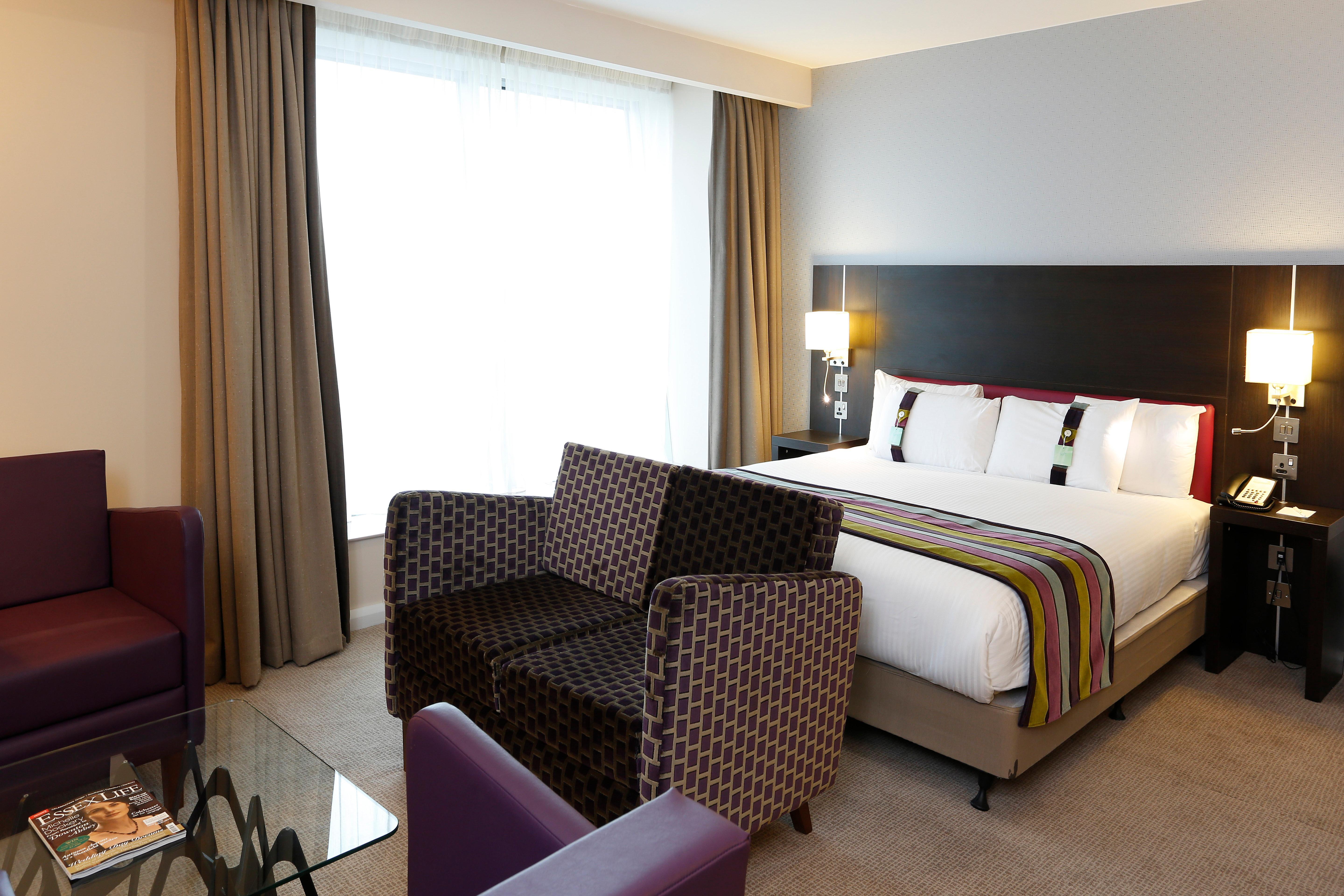 Holiday Inn Southend By Ihg Ngoại thất bức ảnh