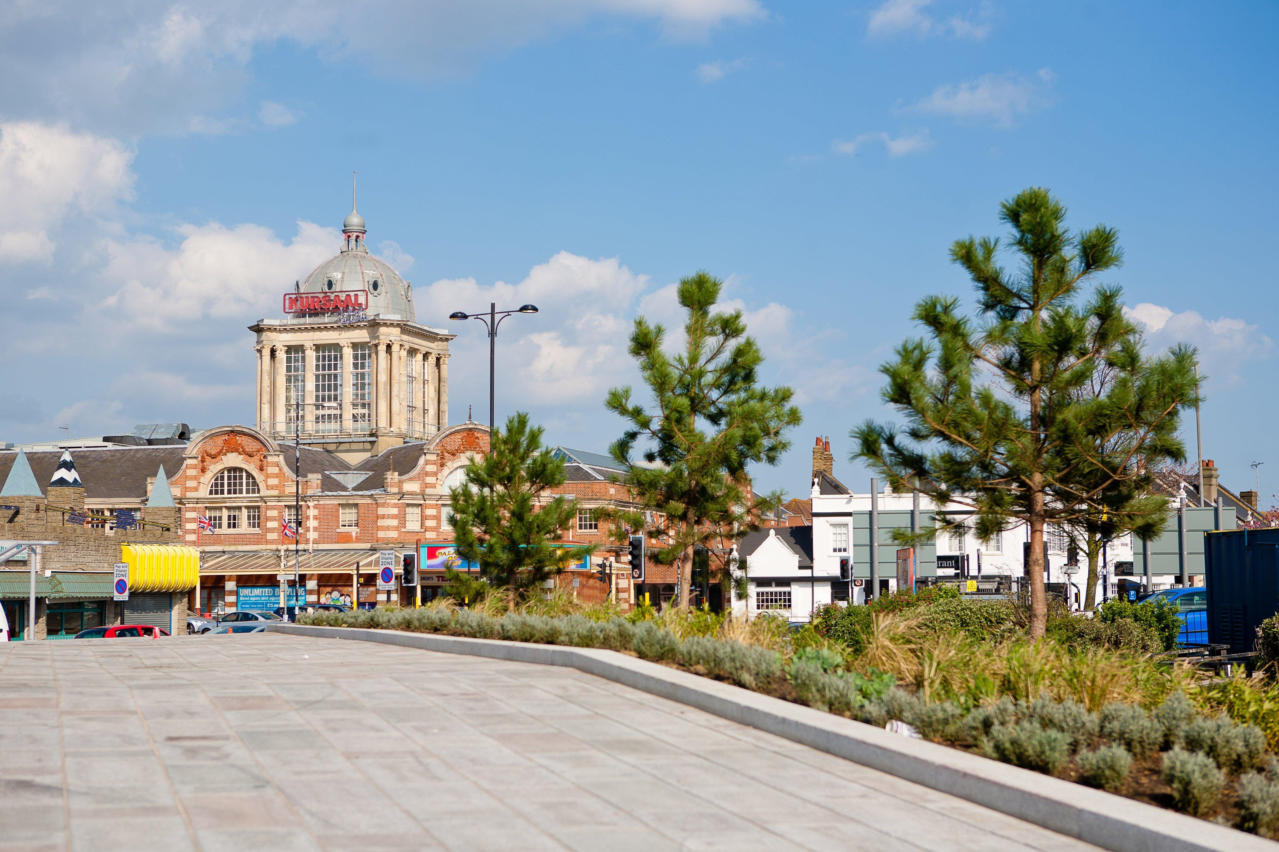 Holiday Inn Southend By Ihg Ngoại thất bức ảnh
